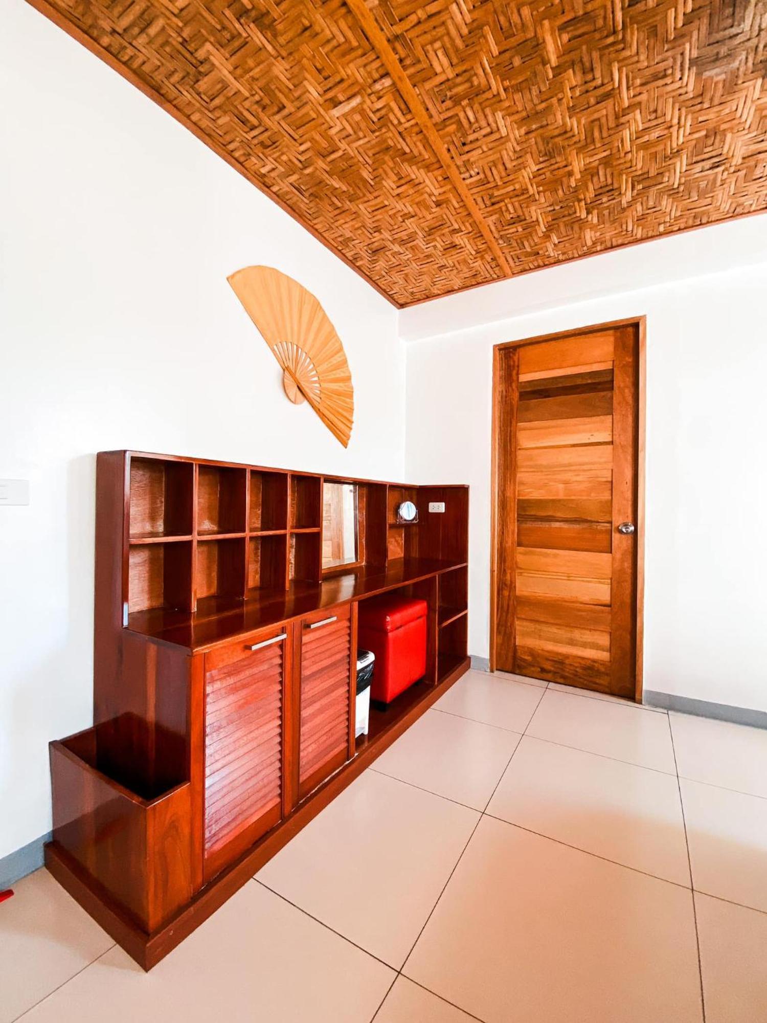 In Dai Aquasports And Beach Resort Santa Fe  Esterno foto